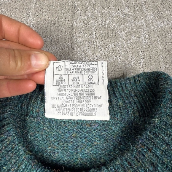 Vintage The Sweater Shop Pure New Wool Made in the UK Crew Neck Sweater - Picture 4 of 7
